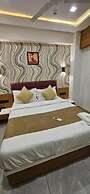 Hotel Lee Grand