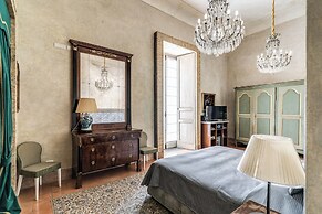 Palazzo Doria Suites