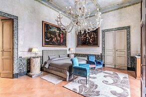 Palazzo Doria Suites