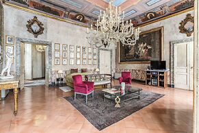 Palazzo Doria Suites