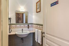 Palazzo Doria Suites