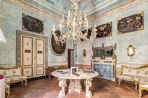 Palazzo Doria Suites