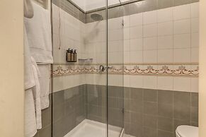Palazzo Doria Suites