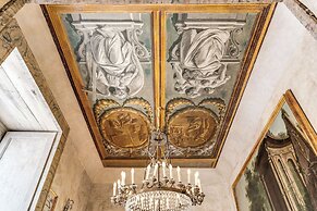 Palazzo Doria Suites