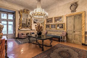 Palazzo Doria Suites