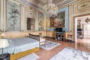 Palazzo Doria Suites