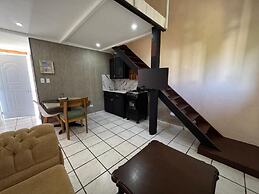 Cozy Studio Apartment 2 min to the Beach, Rooftop
