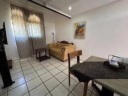 Cozy Studio Apartment 2 min to the Beach, Rooftop