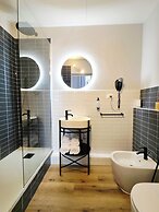 Nicole Suite