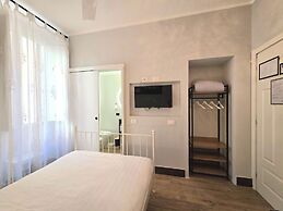 Nicole Suite