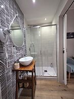 Nicole Suite