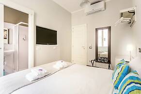 Nicole Suite