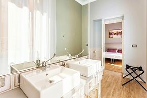 Nicole Suite
