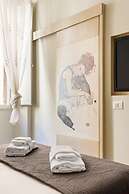 Nicole Suite