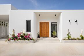 Barefoot Villas by Satori