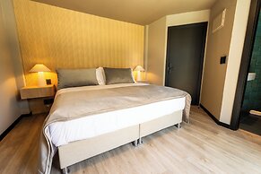 Bravo Hotel