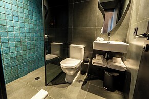Bravo Hotel