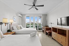 Lagoon819-bl in San Juan