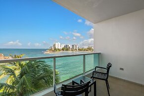 Lagoon407-bl in San Juan
