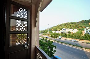 HOTEL SURYA GARH