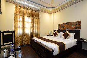 HOTEL SURYA GARH
