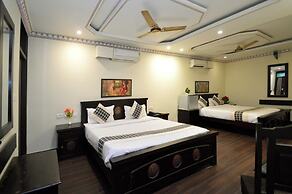 HOTEL SURYA GARH