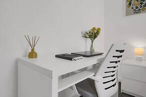 Spacious Cardiff Central Fast Wifi Netflix