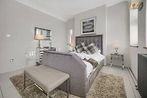 Chic Luxury - Central - Beach Access - Wind