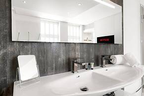 Chic Luxury - Central - Beach Access - Wind