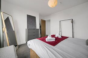 Stylish Modern Apartment - Free Parking - W