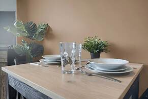 Stylish Modern Apartment - Free Parking - W