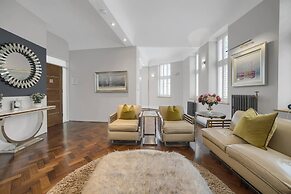 Modern Unique - Central Beach Access