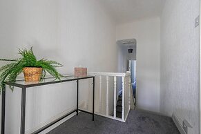 The Luxury Home Free Parking Central Location