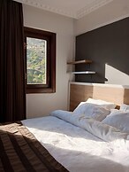 SERGE HOTEL