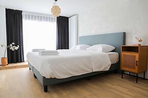 Denise - Belle Epoque Apartment With Modern Comfort