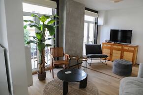 Denise - Belle Epoque Apartment With Modern Comfort