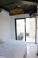 Airport Manini Lodge Studio 7