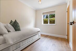 The Wild Bloom - From 225 Per Night