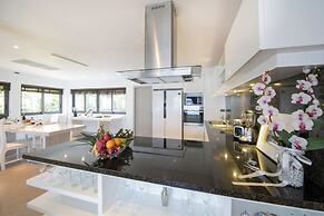 Beachfront Pool Villa Seaview V231