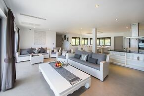 Beachfront Pool Villa Seaview V231