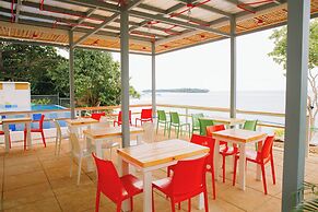 Tulang Diot View and Turtle Haven