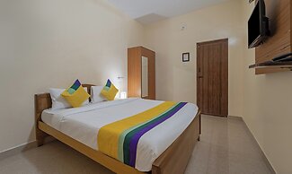 Itsy Hotels Everest Leela Residency