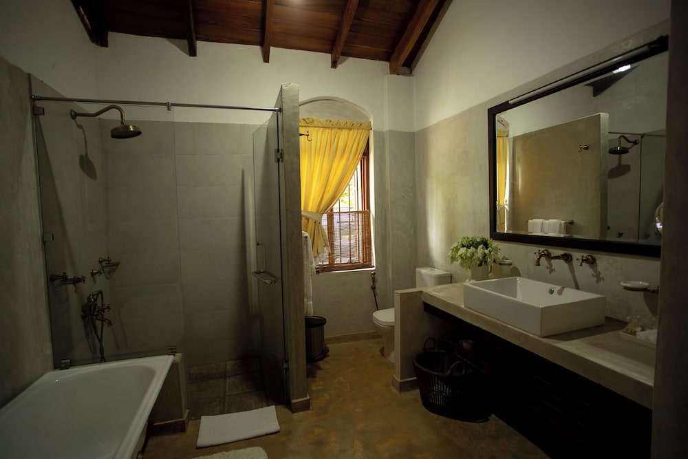 Eladetta Retreats