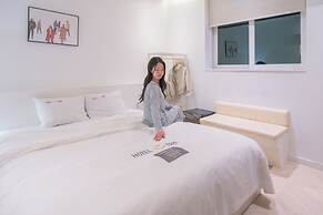 Hotel YAM Yeosu Hakdong