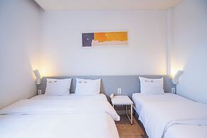Hotel YAM Yeosu Hakdong