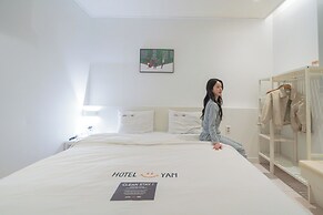 Hotel YAM Yeosu Hakdong