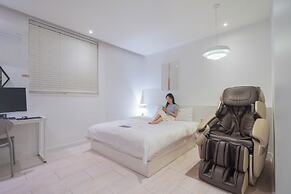Hotel YAM Yeosu Hakdong
