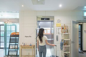 Hotel YAM Yeosu Hakdong