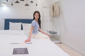 Hotel YAM Yeosu Hakdong