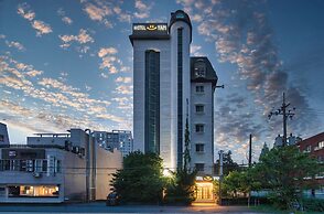 Hotel YAM Yeosu Hakdong
